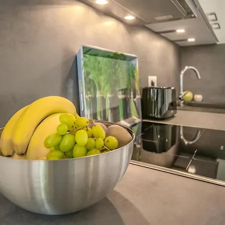 Baltic Village-damp *